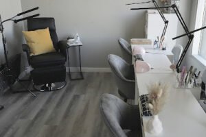 U Nail Studio
